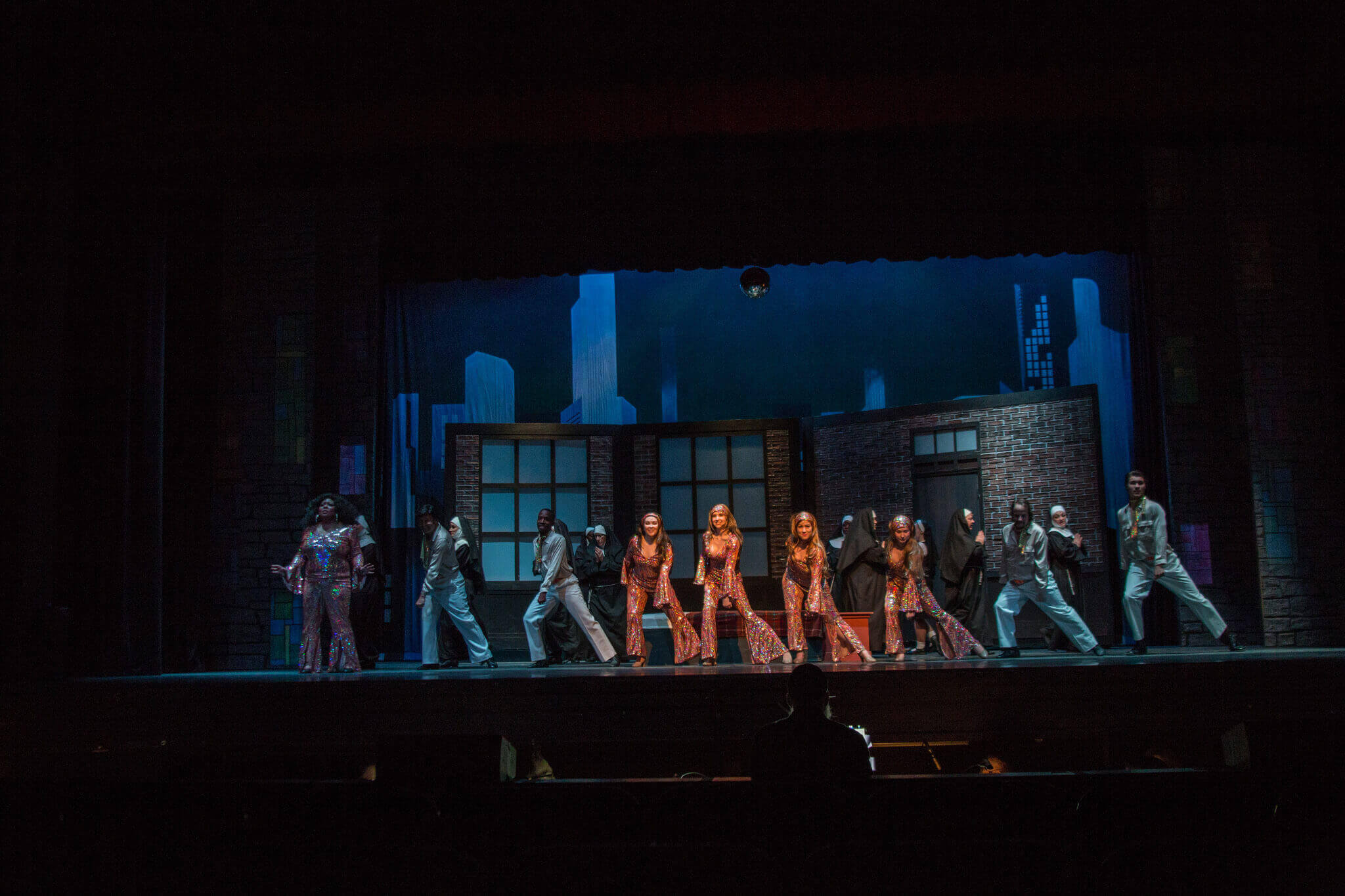 Mont Signor O'hara - Sister Act Costume Rental pictures - Stagecraft Theatrical