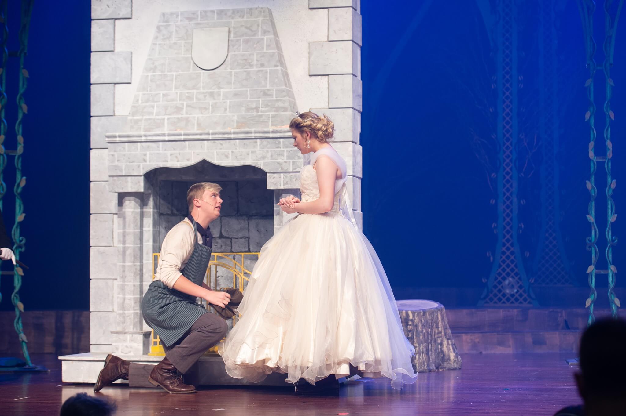 Into the Woods Set Rental pictures - Stagecraft Theatrical